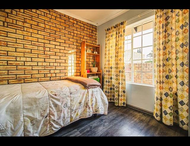 3 BEDROOM APARTMENT FOR SALE IN GLEN MARAIS